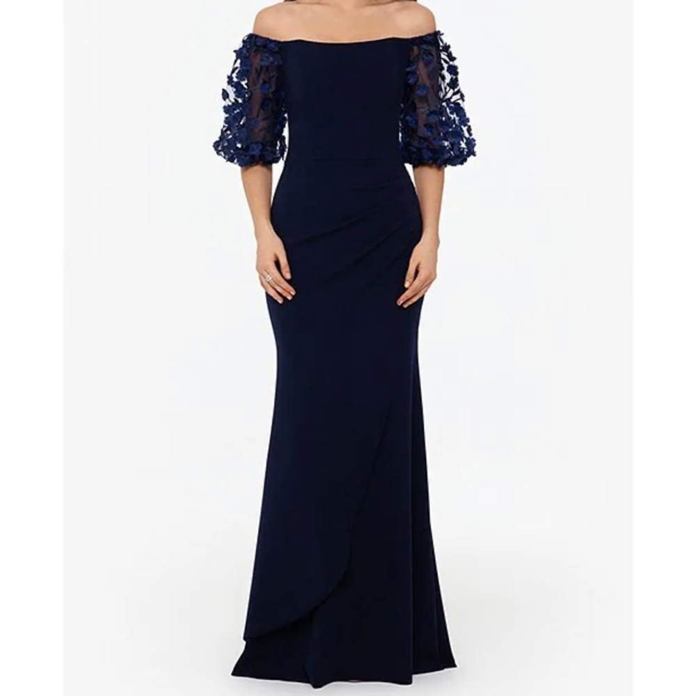Over the shoulder gown for women in navy blue ! Perfect for mother of the bride